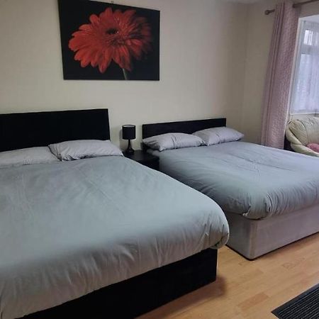 Star Homes Лондон Экстерьер фото